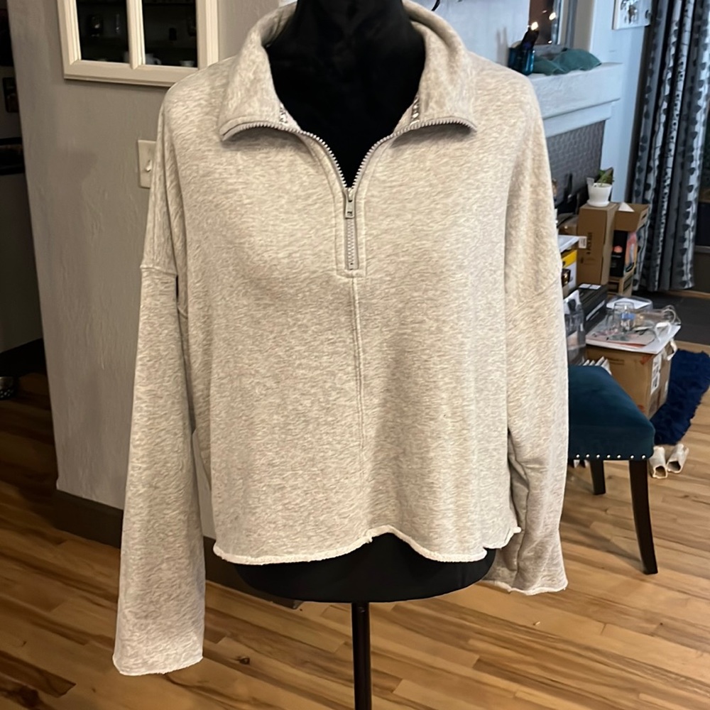 Aerie grey pullover